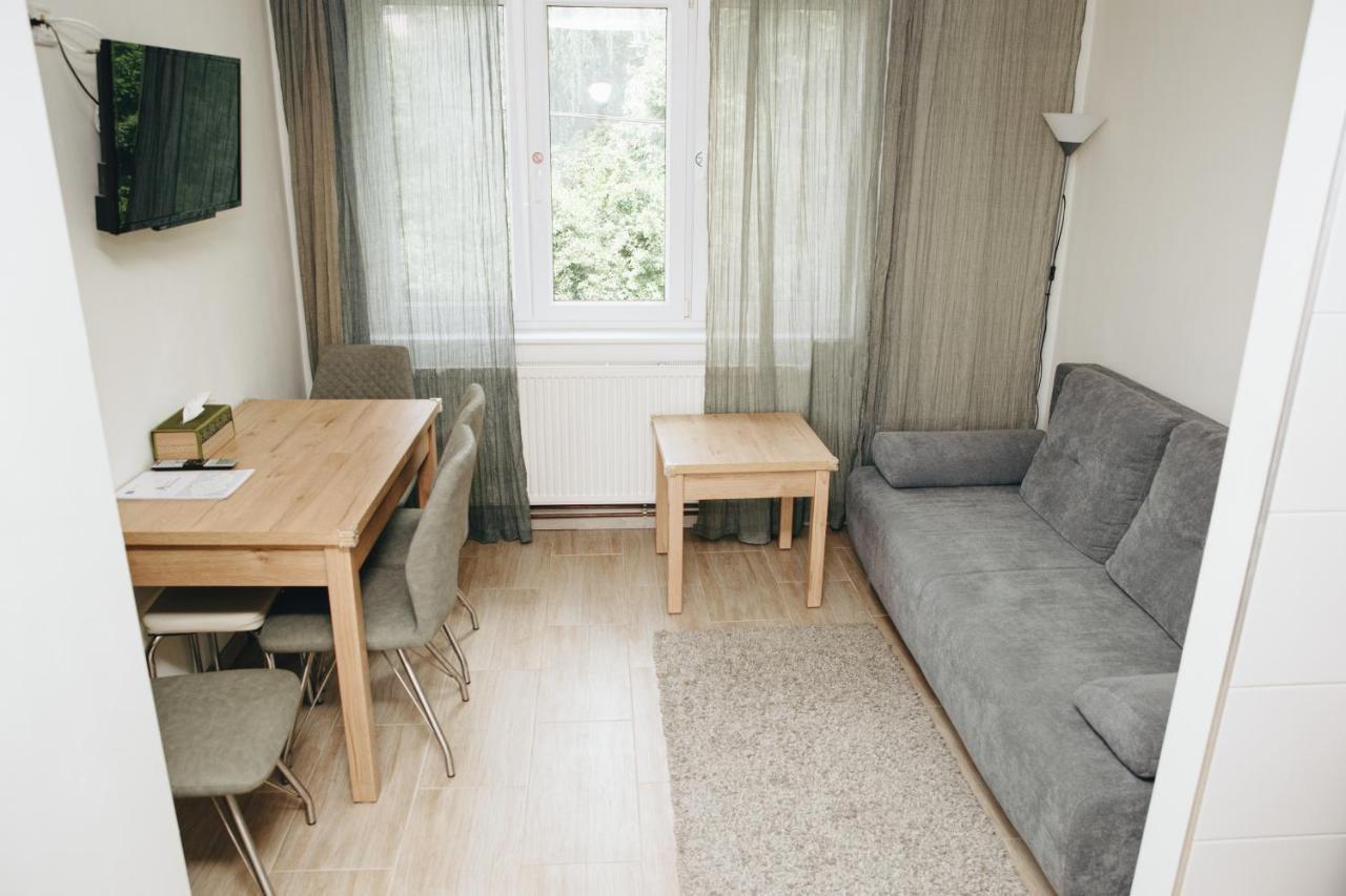 Alisa Apartments Kostomlaty nad Labem Kültér fotó